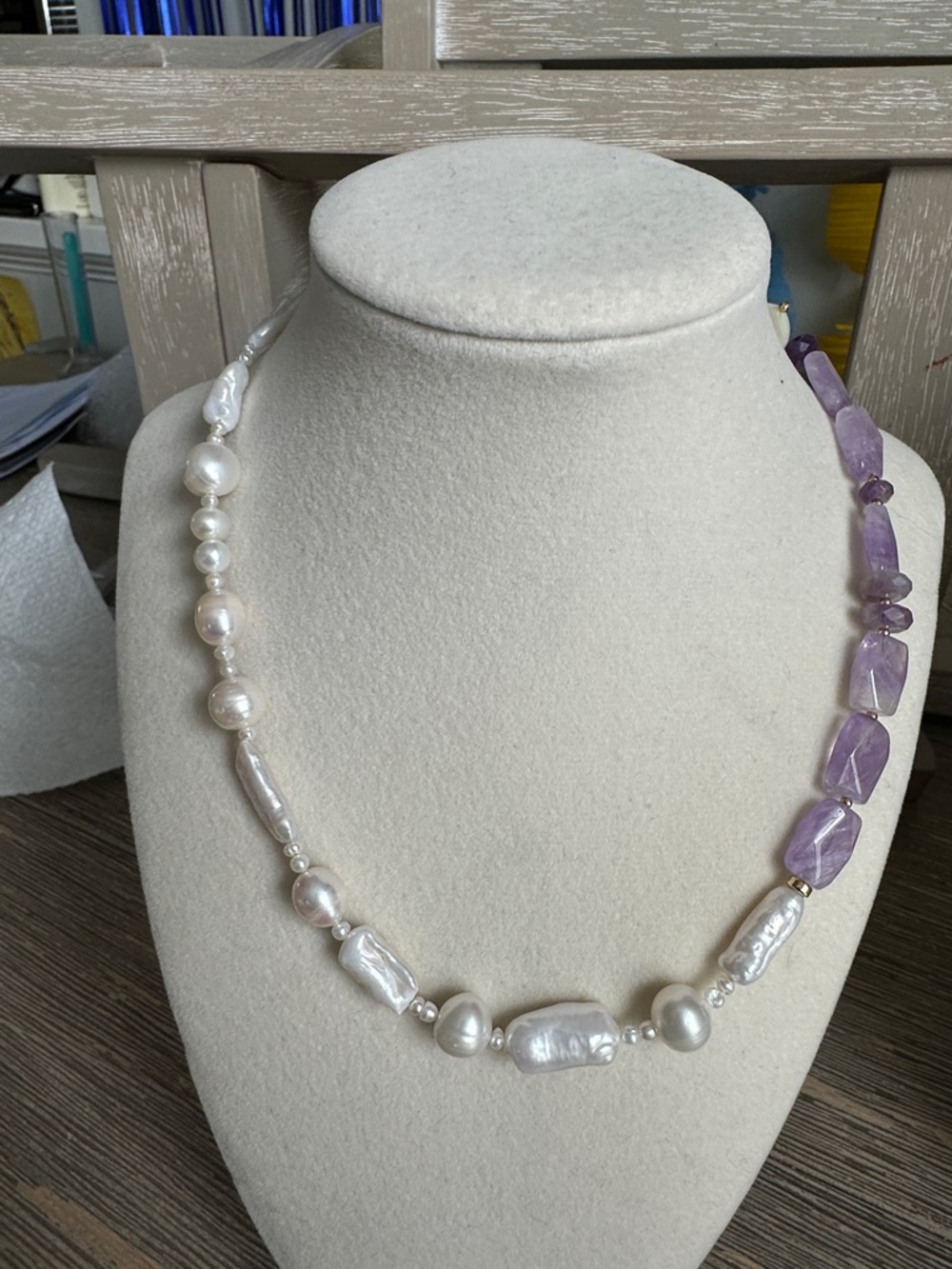 Fresh water Pearl and Amethyst Bead Necklace - White and Lavender